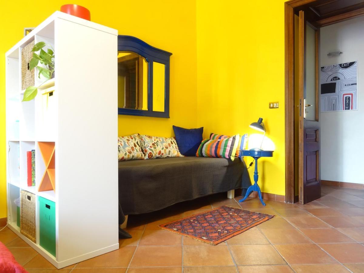 Umberto I Holiday House Napoli Esterno foto