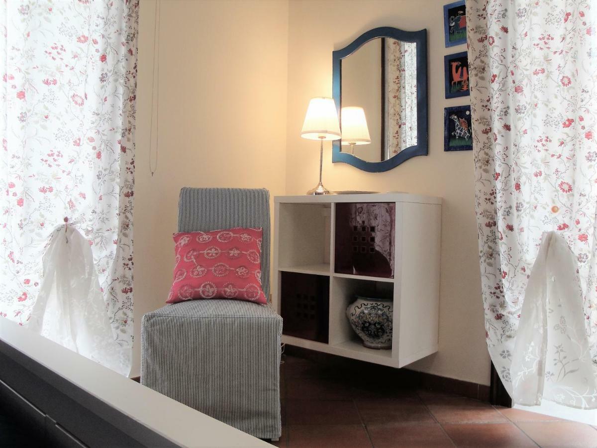 Umberto I Holiday House Napoli Esterno foto