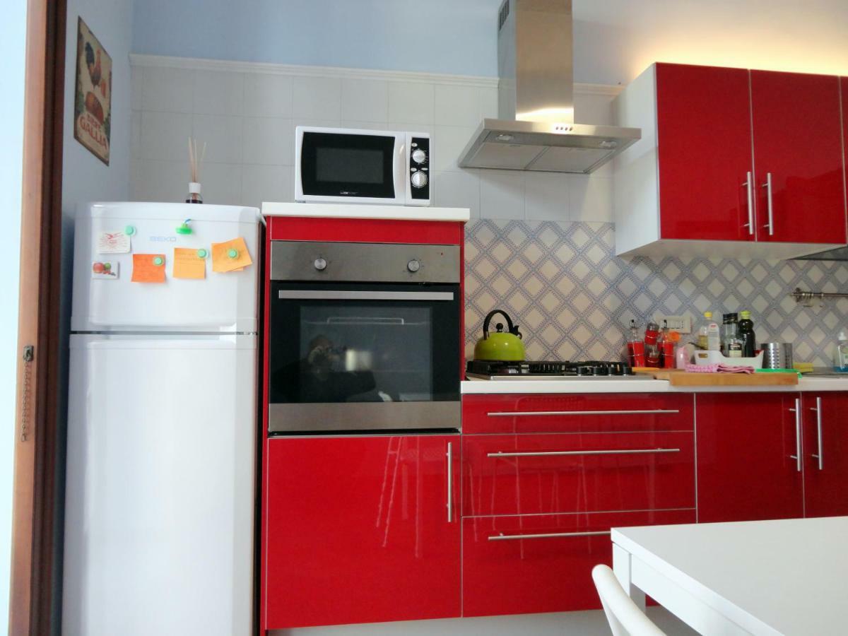 Umberto I Holiday House Napoli Esterno foto